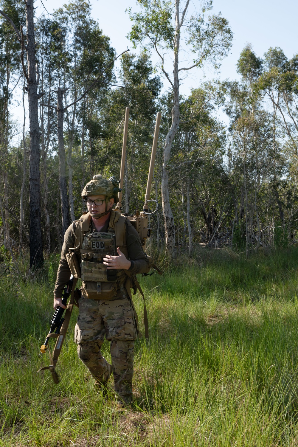 MacDill Explosive Ordnance Disposal train for competition