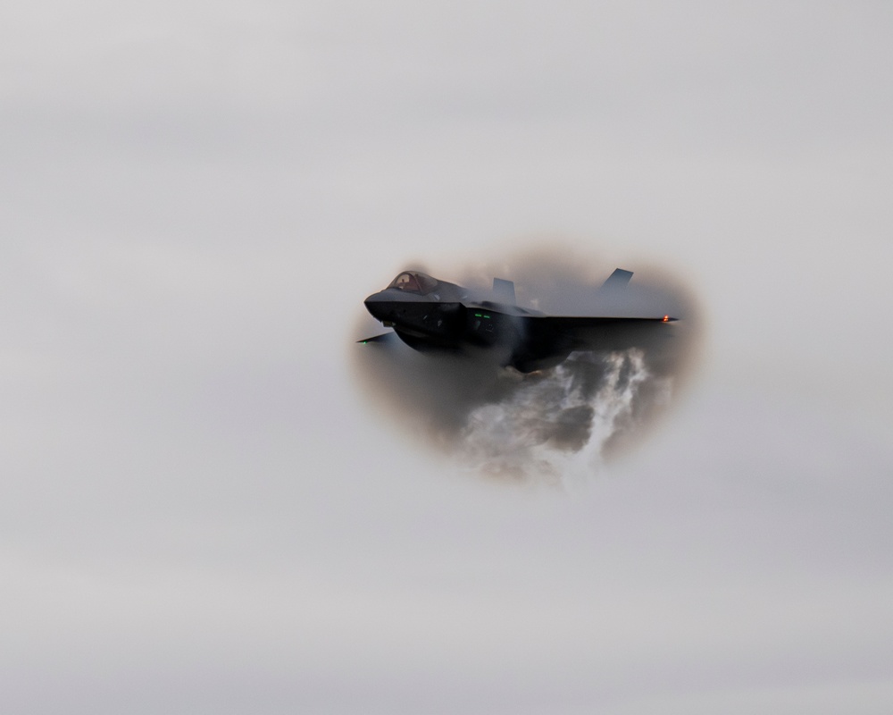 F-35A Demonstration Team Arrives at Oregon International Airshow