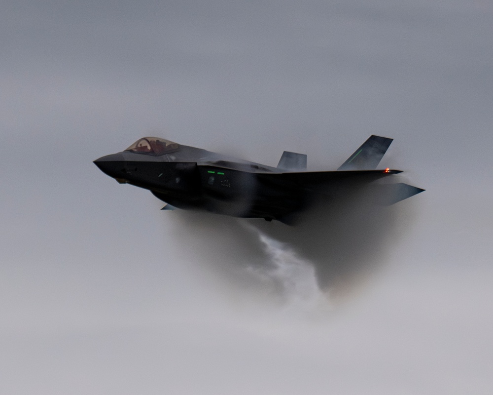 F-35A Demonstration Team Arrives at Oregon International Airshow