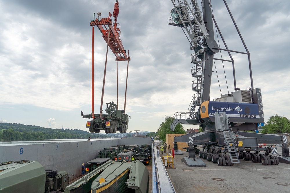 7th Engineer Brigade load up for Saber Guardian 25