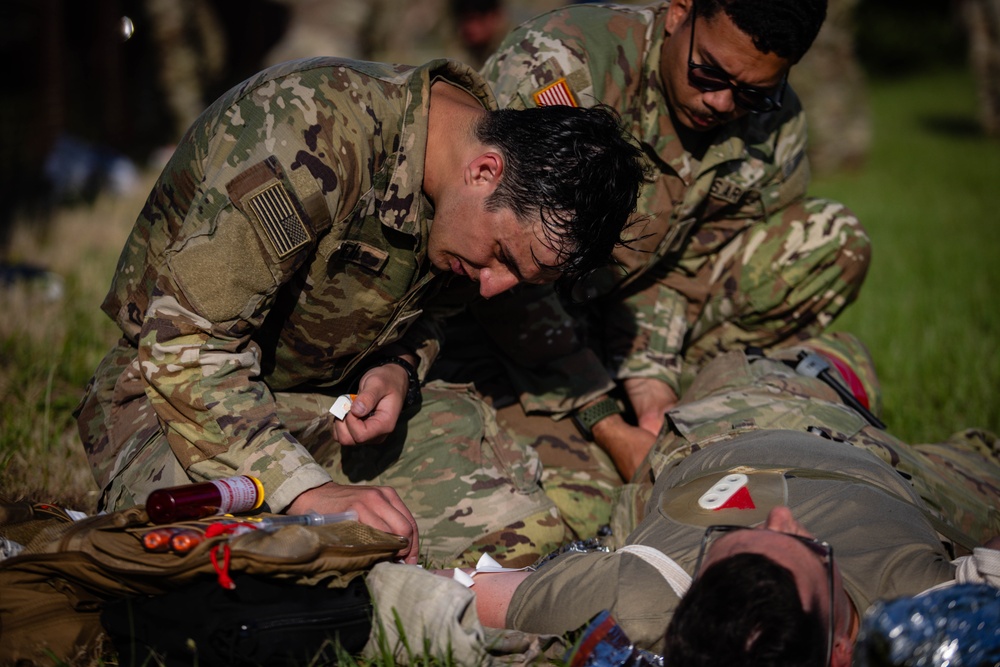 20th Engineer Brigade Medics Face Off in Grueling Castle Week Competition