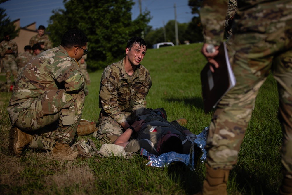 20th Engineer Brigade Medics Face Off in Grueling Castle Week Competition