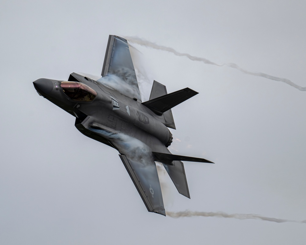 F-35A Demonstration Team at Hillsboro