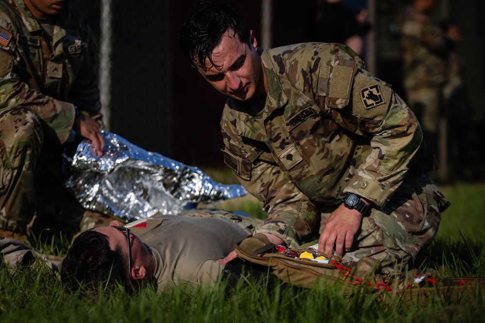 20th Engineer Brigade Medics Face Off in Grueling Castle Week Competition