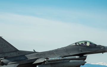 U.S. Air Force Col. Jeremiah “Weed” Tucker fini flight