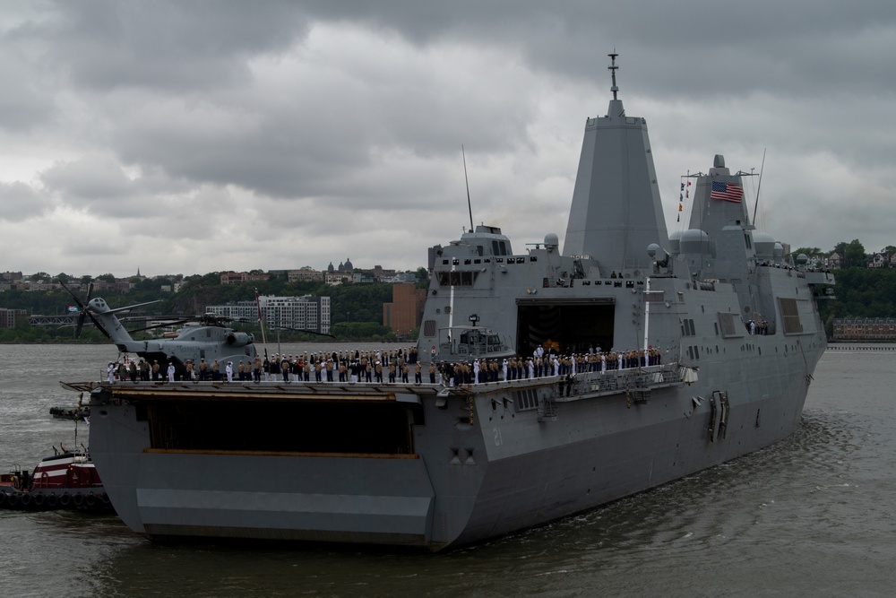 FWNY25; Parade of Ships ports for New York Fleet Week