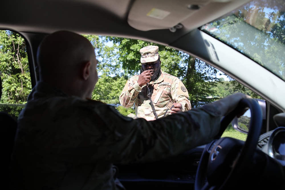 301st HHD finishes off their annual training with training on hasty checkpoints