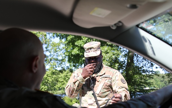 301st HHD finishes off their annual training with training on hasty checkpoints