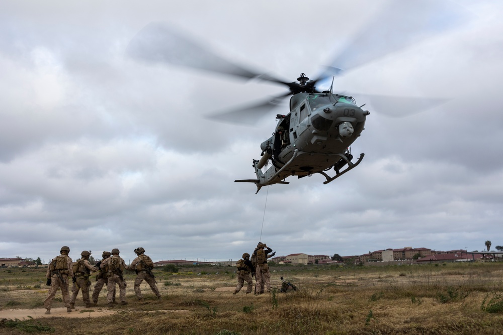 V31 Marines execute EOTG TRAP course