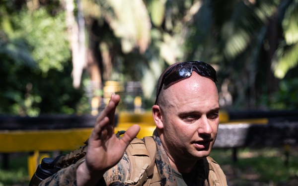 U.S. Marines from MARFORSOUTH train with Guatemalan Paracaidistas during CENTAM Guardian 25