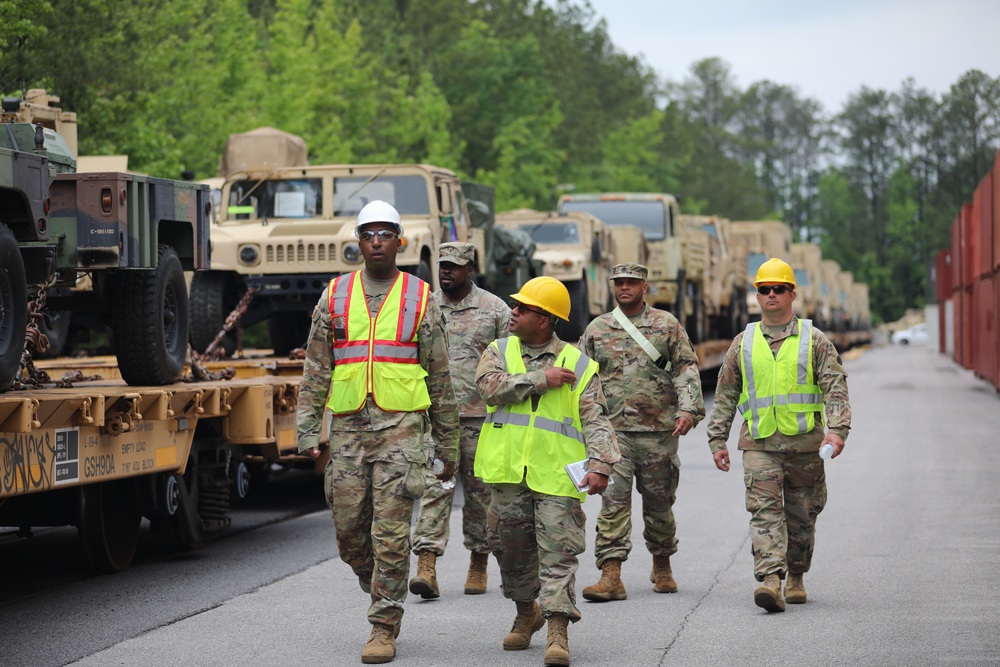 Army Reserve Mobility in Action: 420th MCB Supports CSTX 25-01 via Rail