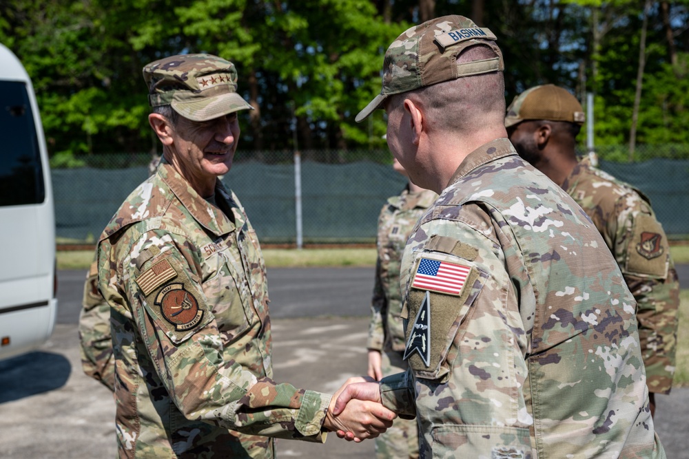 Pacific Air Forces commander highlights readiness during 35th Fighter Wing tour