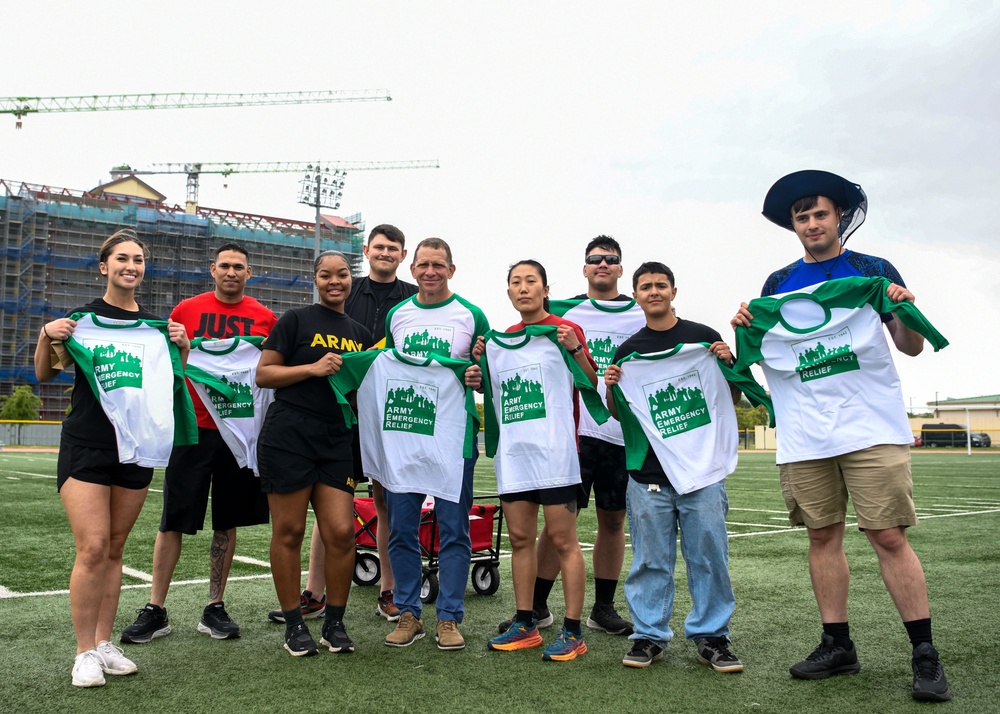 Former SMA visits Humphreys