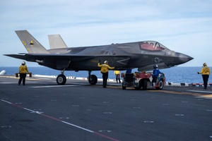 Newscast Woman's Symposium and F-35B Sea Trials 25OCT2024