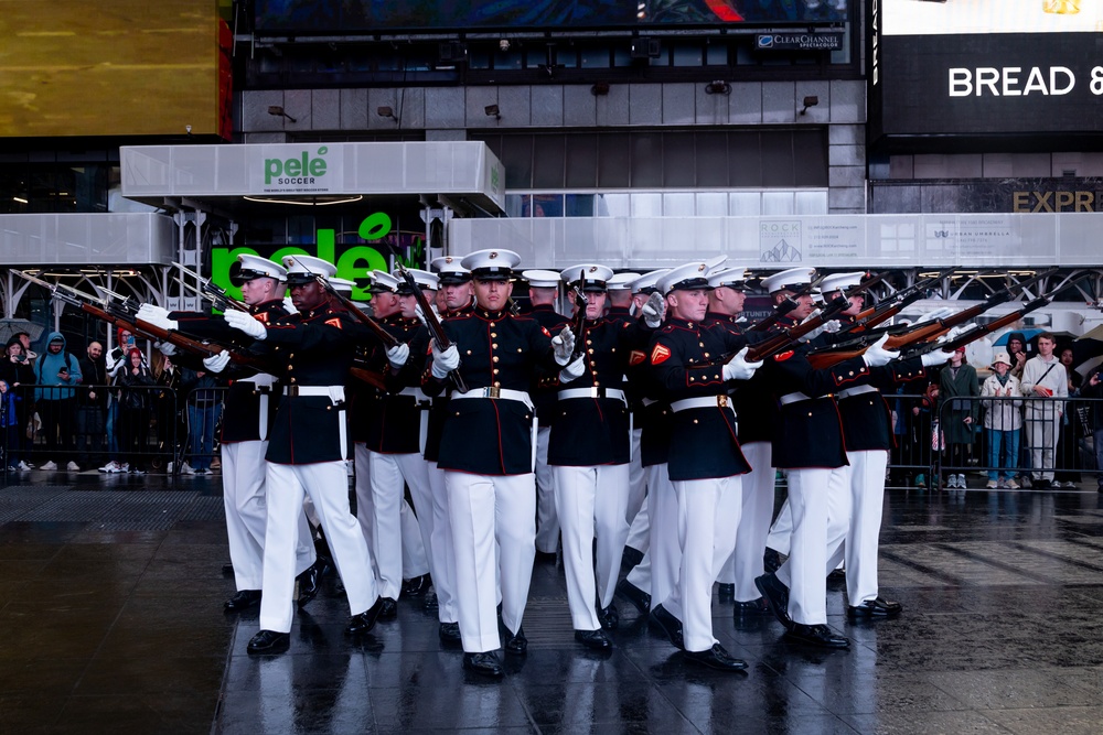 Fleet Week New York 2025: Silent Drill Platoon