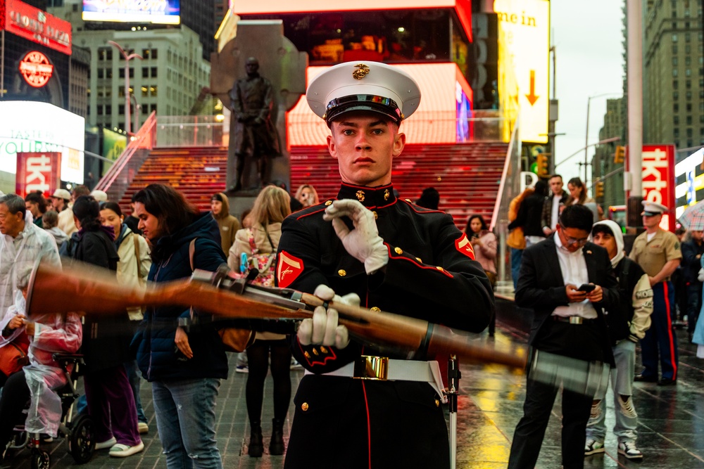 Fleet Week New York 2025: Silent Drill Platoon