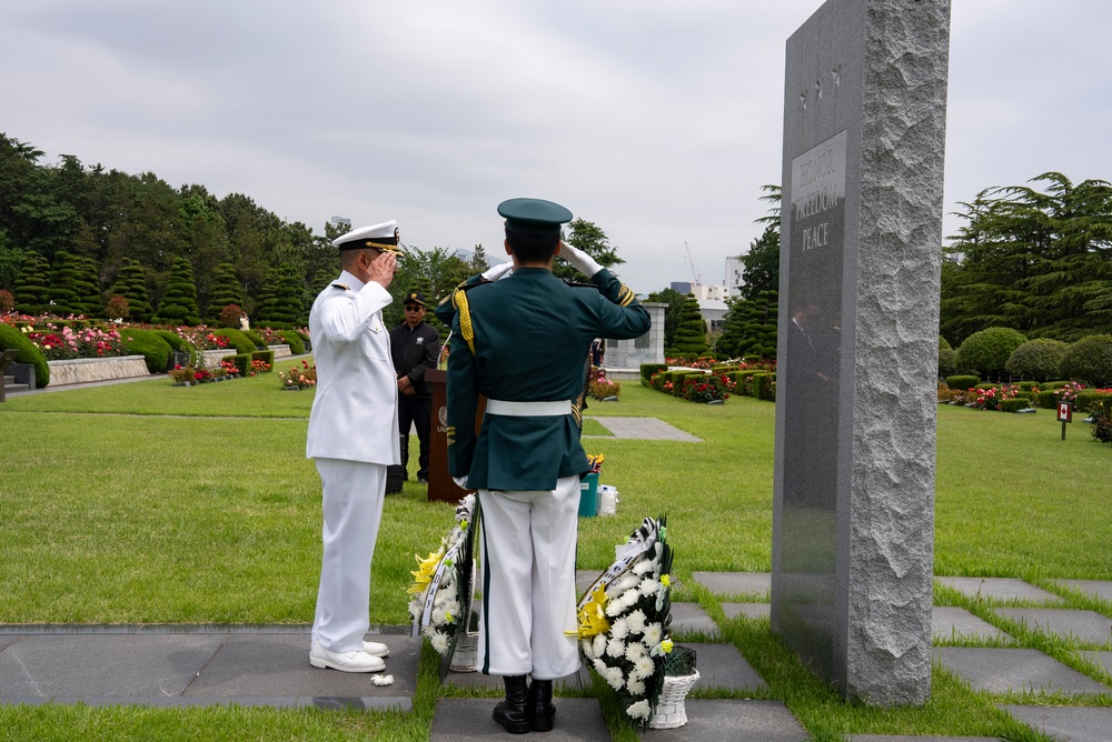 CNFK and Republic of Korea Navy Attend UN Memorial Day Ceremony