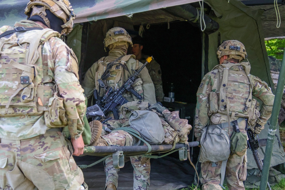 1-41 Field Artillery Soldiers Conduct Drone-Supported Casualty Exercise During Combined Resolve 25-2