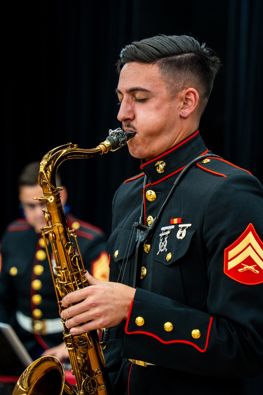 LAFW 25: 3rd MAW Band Visits Savanna High School
