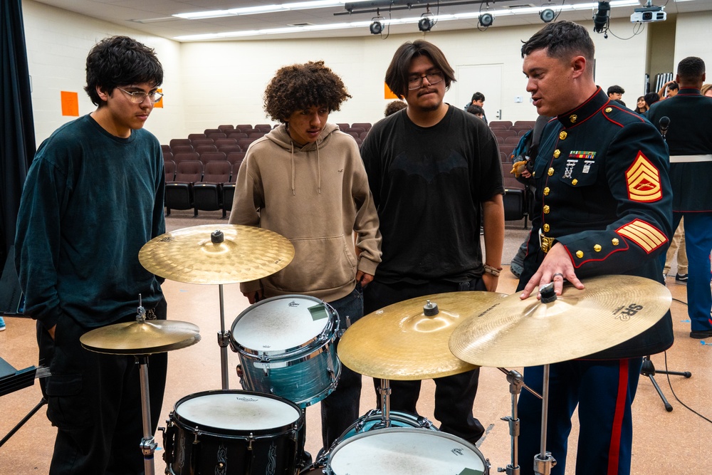 LAFW 25: 3rd MAW Band Visits Savanna High School