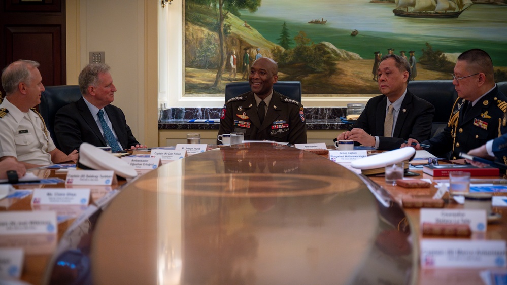 UNC, CFC, USFK CC visits Japan for UNC-Rear Ambassador Day event