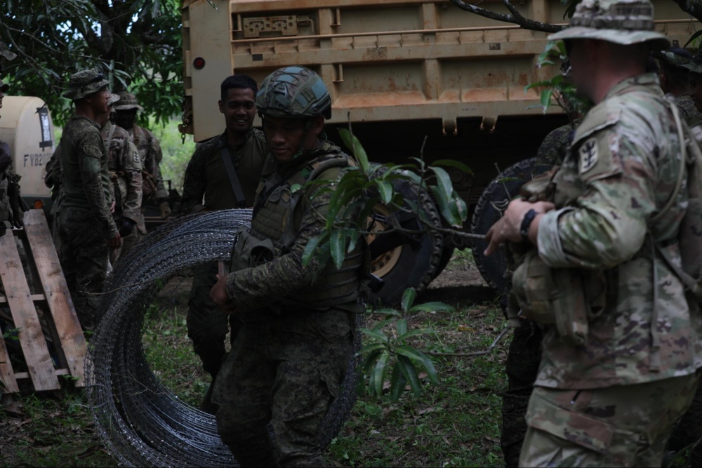 95th Combat Engineer Company Subject Matter Expert Exchange with Armed Forces Philippines
