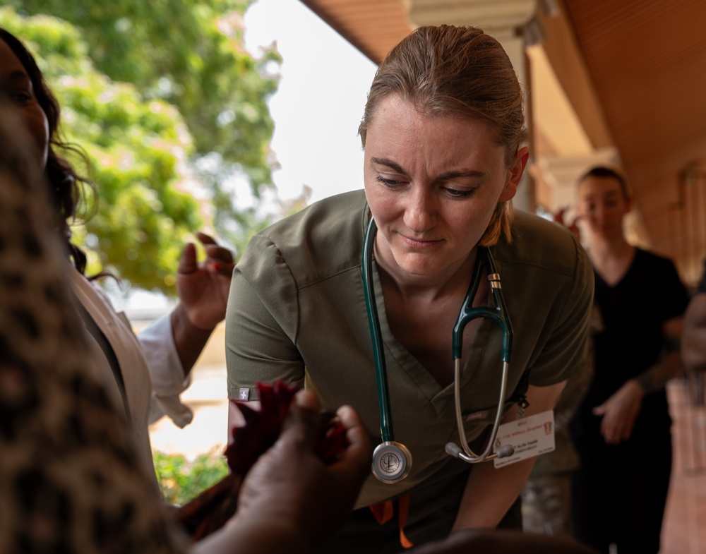 US, Ghana veterinarians provide animal healthcare at African Lion 2025