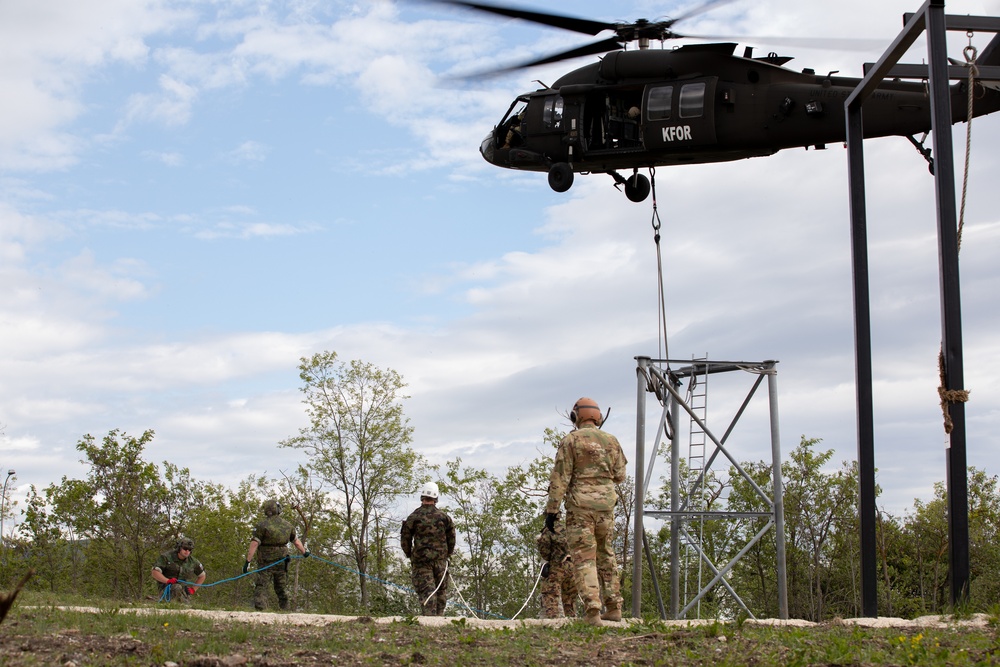 KFOR RC-E engineers and aviation team up to complete obstacle course project at Camp Vrelo