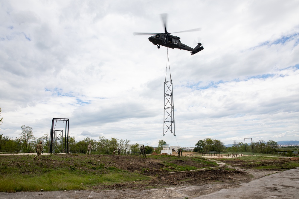 KFOR RC-E engineers and aviation team up to complete obstacle course project at Camp Vrelo