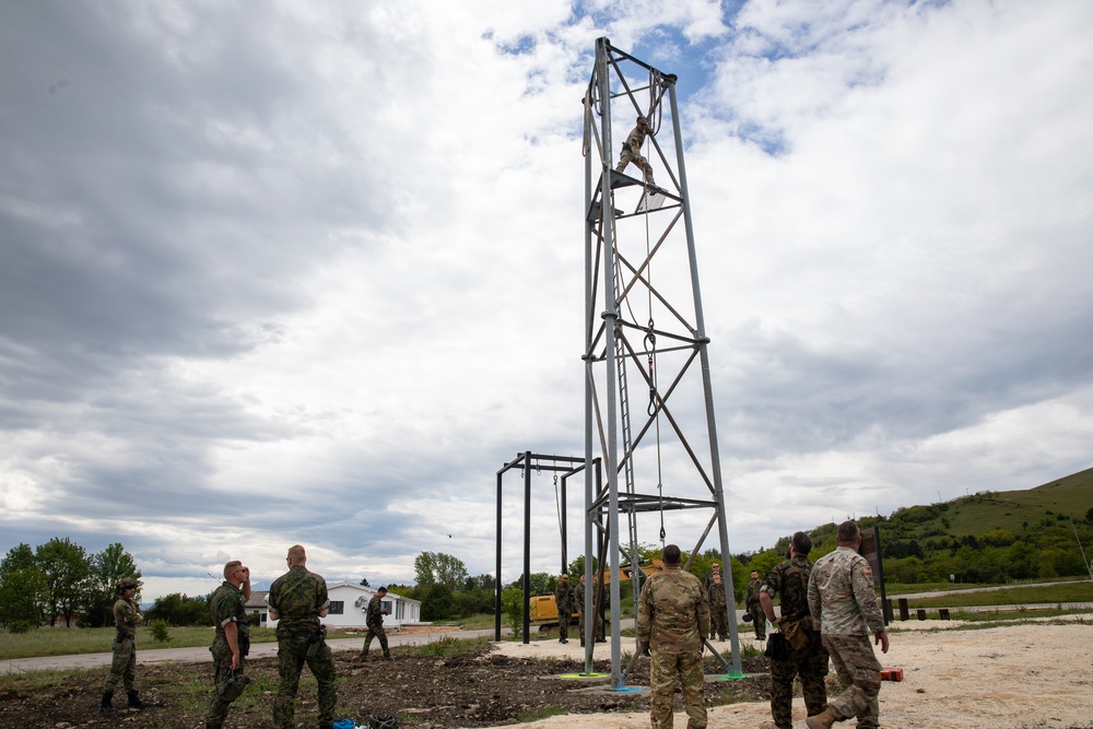 KFOR RC-E engineers and aviation team up to complete obstacle course project at Camp Vrelo