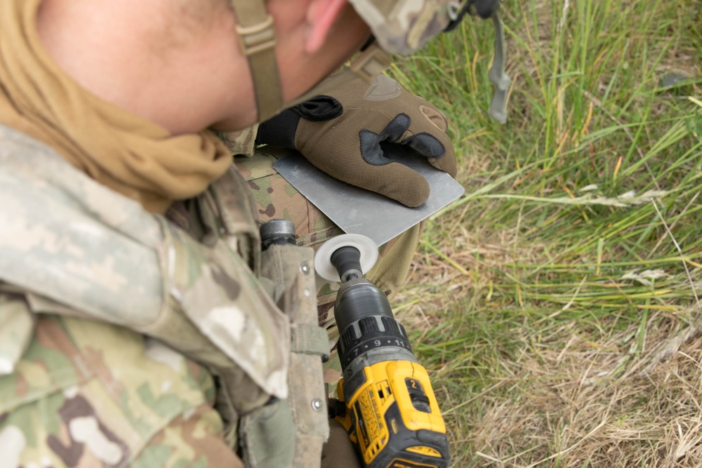 Recovery Team Executes Field Repairs During Combined Resolve 25-2