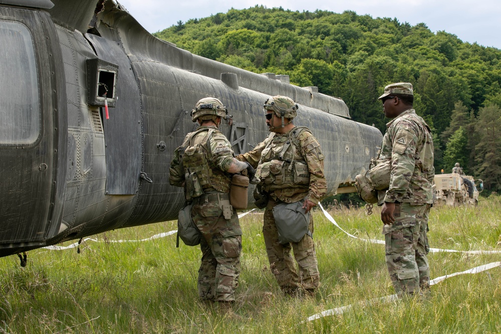 Recovery Team Executes Field Repairs During Combined Resolve 25-2