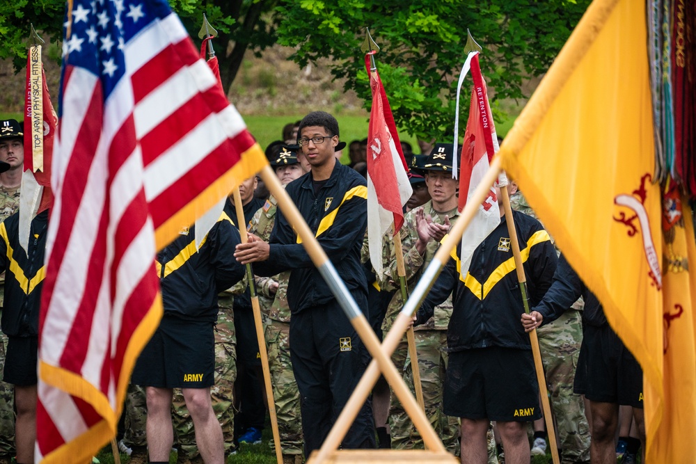 2CR Honors Fallen Dragoons in Memorial Day Observance
