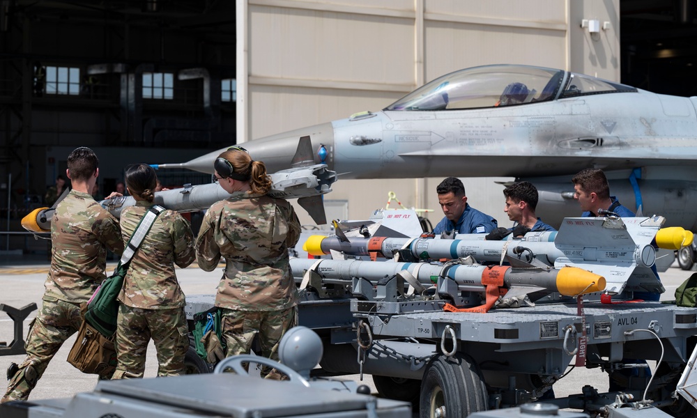 Triple Nickel hosts load crew competition