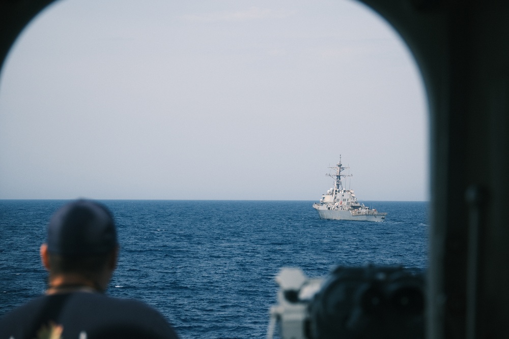 US Navy, US Marine Corps and US Coast Guard participate in integrated high-end Joint and combined combat exercises
