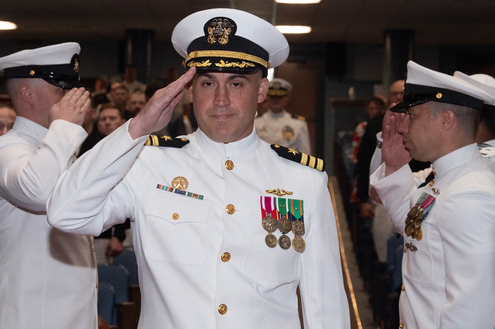 USS Hartford (SSN 768) Change of Command