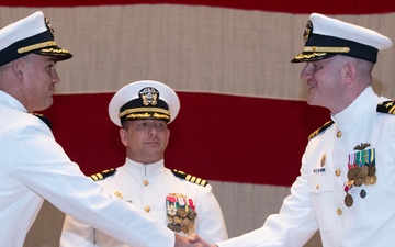 USS Hartford (SSN 768) Change of Command