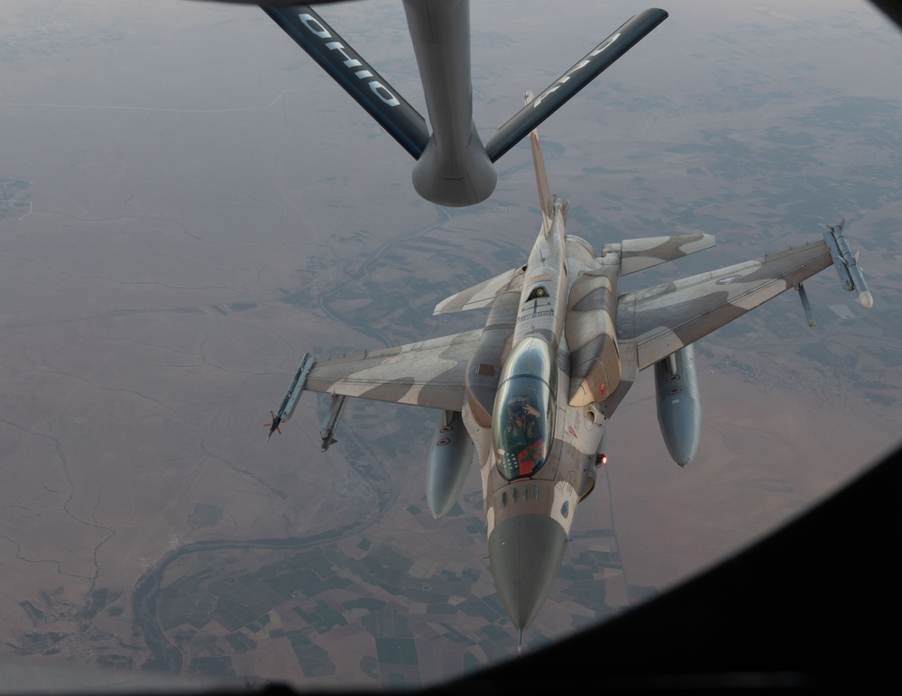 Fueling the night: US connects with Morocco mid-flight over African Lion 2025