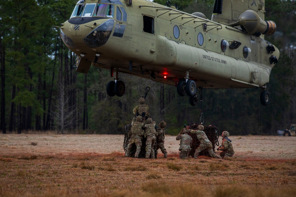 2-3 GSAB sling-load training with 2nd Armored Brigade Combat Team