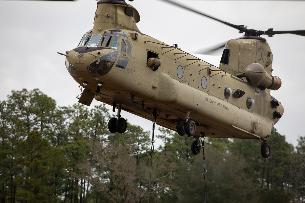 2-3 GSAB sling-load training with 2nd Armored Brigade Combat Team