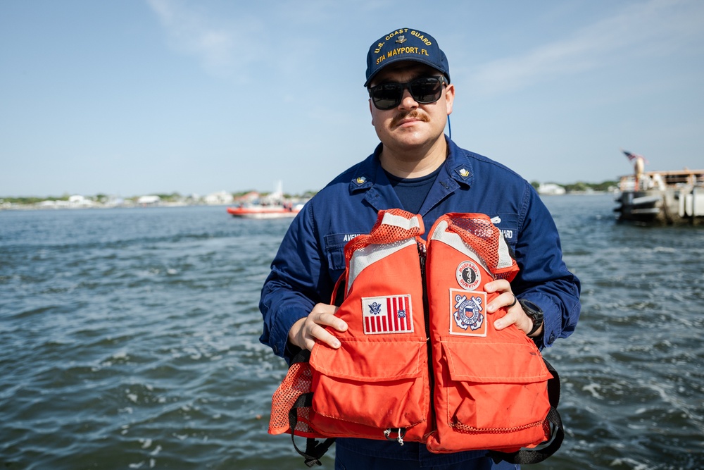 Coast Guard promotes life jacket safety during National Safe Boating Week