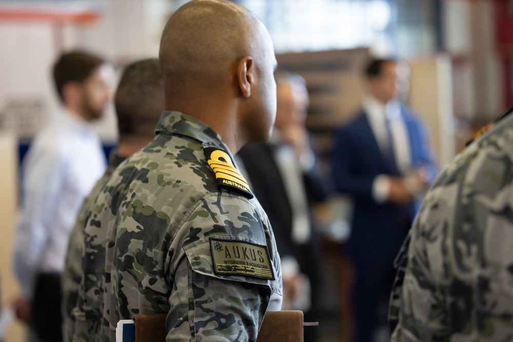 AUKUS Delegation Visits NSWC Carderock Division