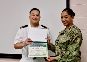 Naval Hospital Twentynine Palms honors 2025 DAISY Award winners for excellence in nursing care