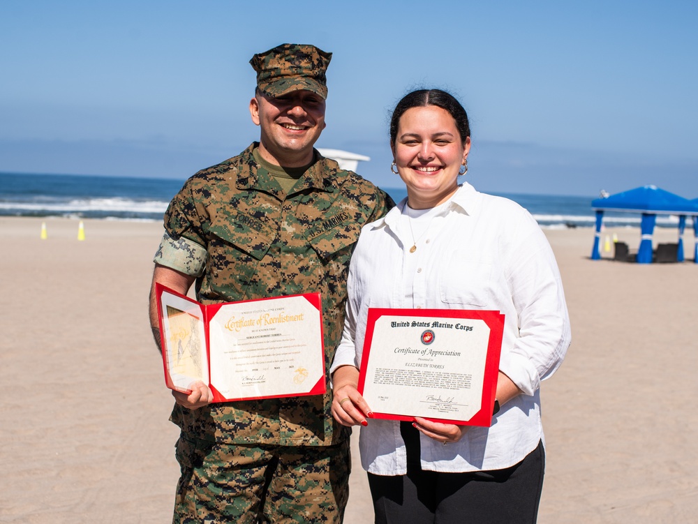 15th MEU Intelligence Marines Re-Enlist