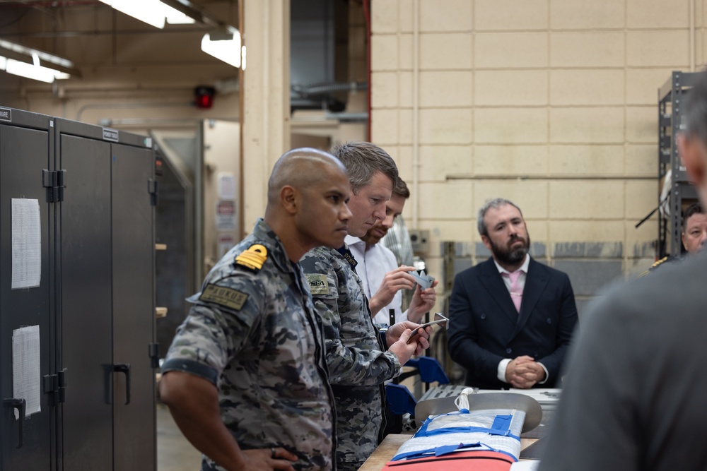 AUKUS Delegation Visits NSWC Carderock Division