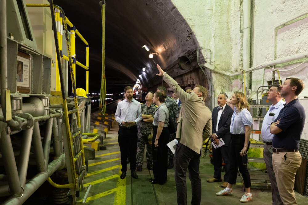 AUKUS Delegation Visits NSWC Carderock Division