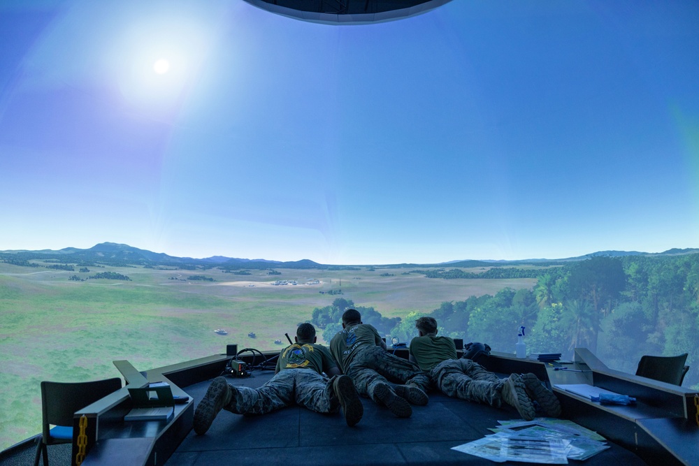 U.S. Marines, Australians participate in call for fire simulator, vehicle recovery drill during Coral-Balmoral Cup