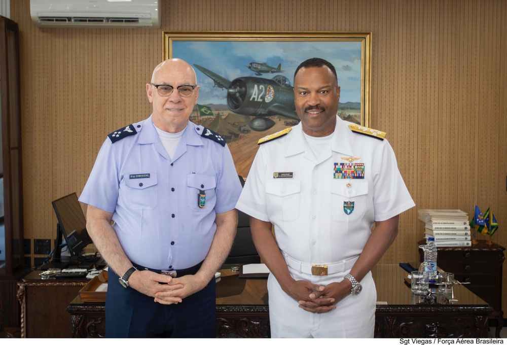 SOUTHCOM Commander visits Brazil