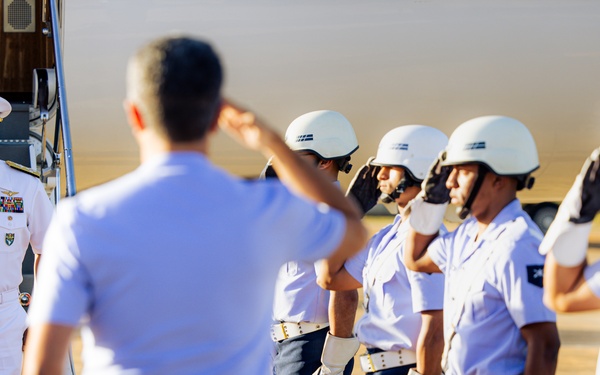 SOUTHCOM Commander visits Brazil