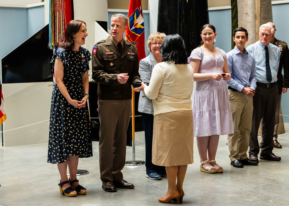 Henke Frocked to Brigadier General at Fort Sill Ceremony